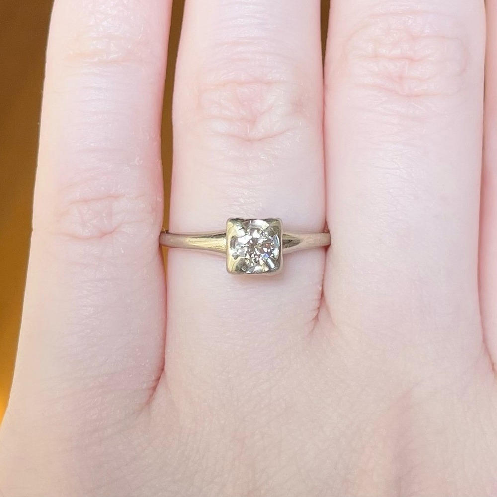 14K Vintage quarter carat round Diamond white gold Artcarved engagement ring - Picture 6 of 13